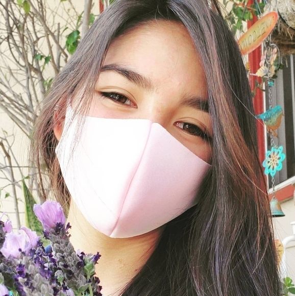 Meet your Posher, Ava - Picture 1 of 1